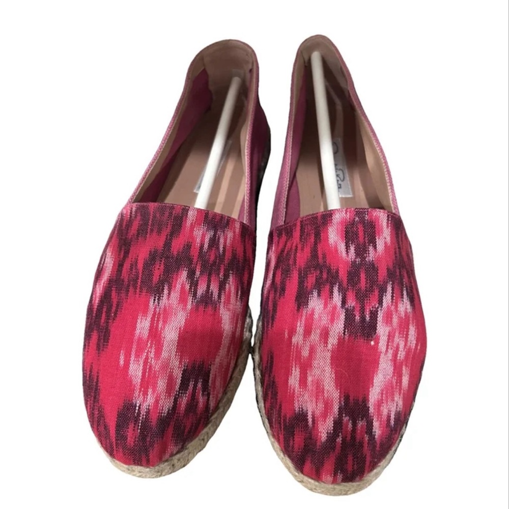 Oscar de La Renta Bilba espadrilles.